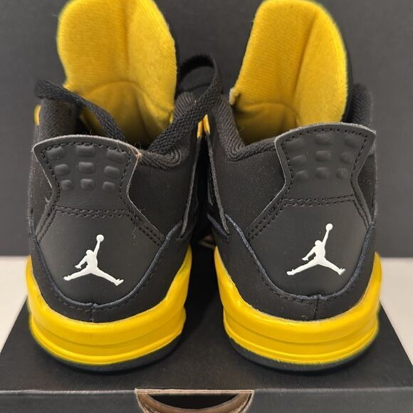 Kids Nike Air Jordan 4 Retro “Thunder” - Picture 5 of 9